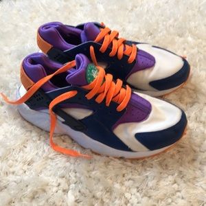 Nike Air Huarache GS Size 7Y / Women’s 8.5